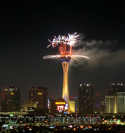 FireworksLV20210704_0006-Edit-3