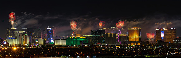 FireworksLV20210704_0015-Edit