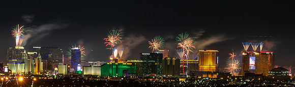 FireworksLV20210704_0026-Edit-2