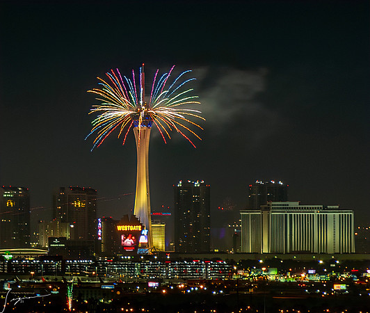 FireworksLV20210704_0028-Edit-2-2