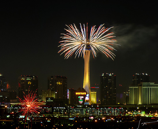 FireworksLV20210704_0030-Edit-3