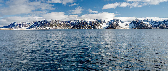 Svalbard20230627_0325