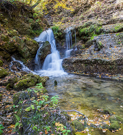 CheeseBox Falls Stark NY (42.5352 N 74.4921 W)