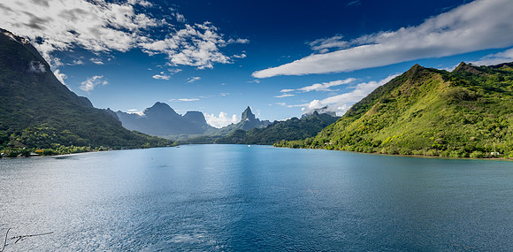 MooreaFrenchPolynesia20191206_0033